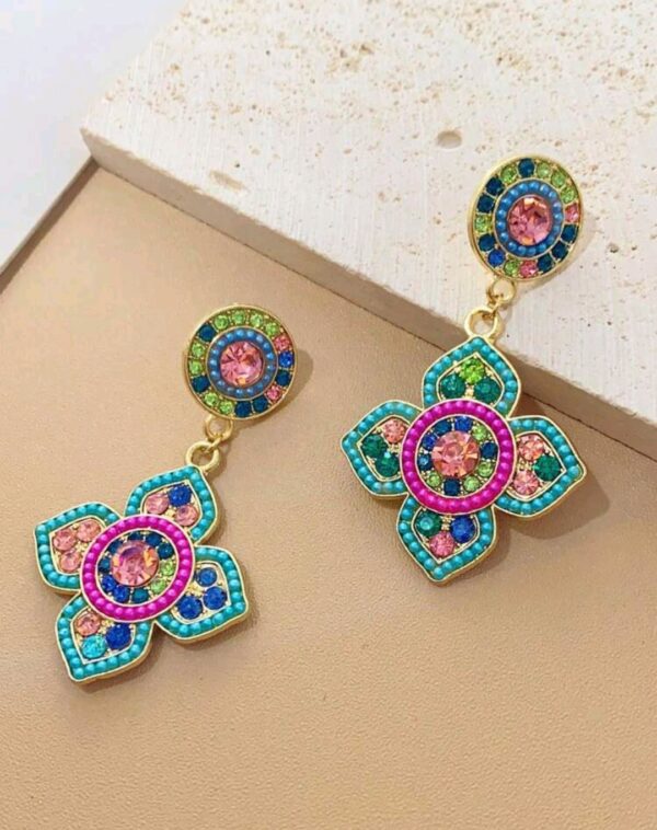 Pendientes Dunia