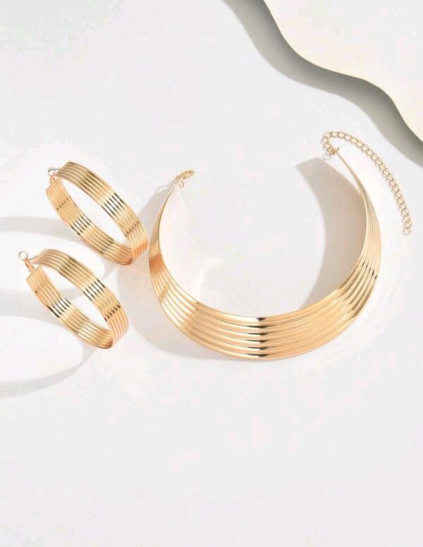 Collar + pendientes Barbara