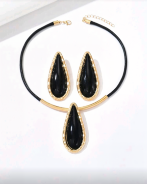 Conjunto Kira