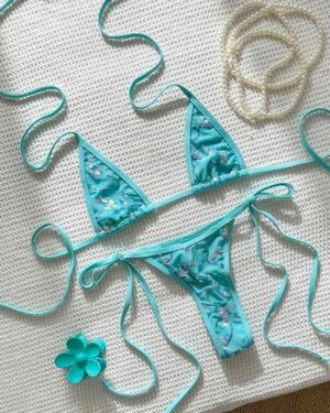 Bikini Zoe